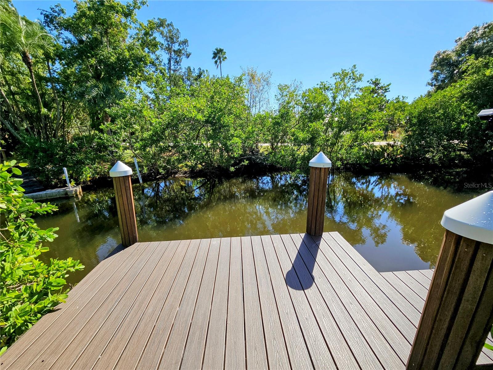 2408 NASSAU ST — photo 4