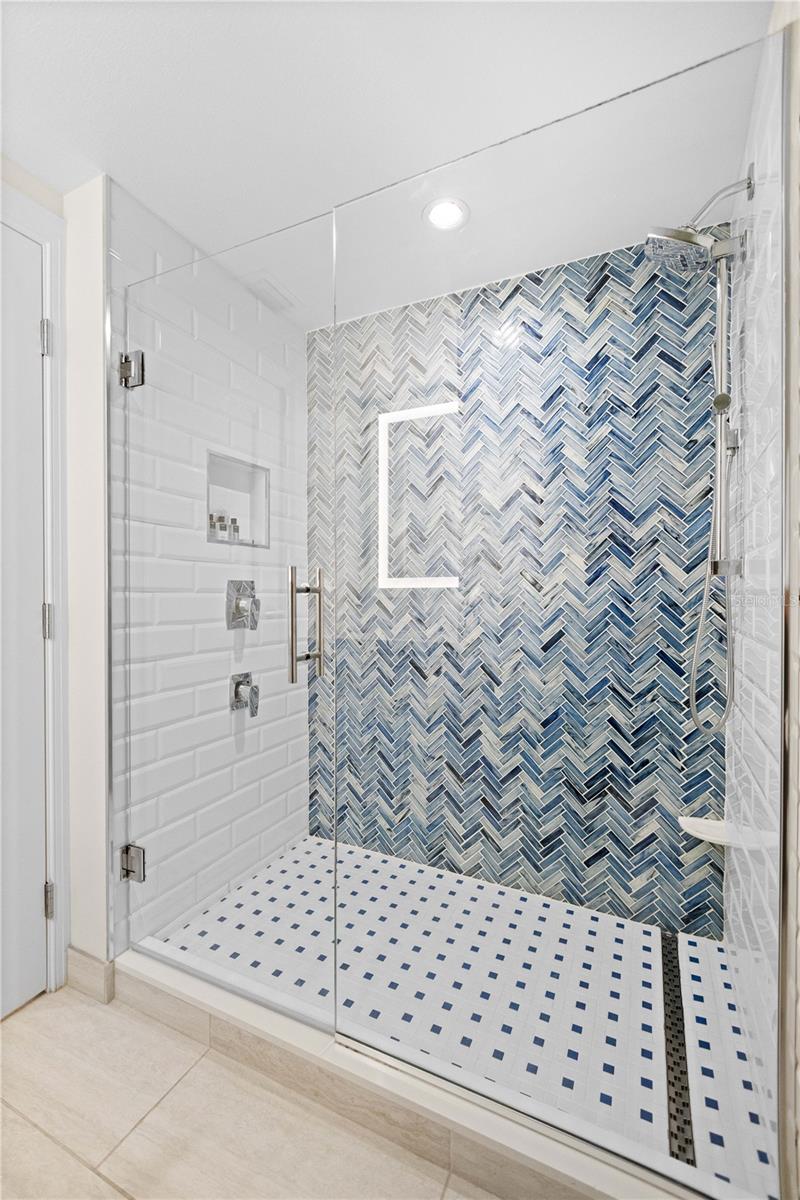240 SANDS POINT RD #4102 — photo 15