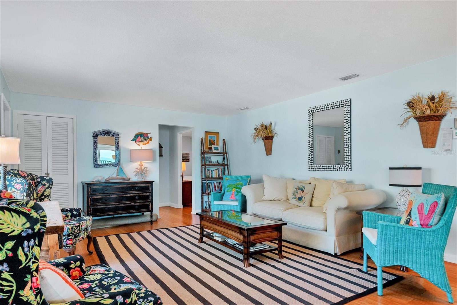 1336 BENJAMIN FRANKLIN DR #F2 — photo 5