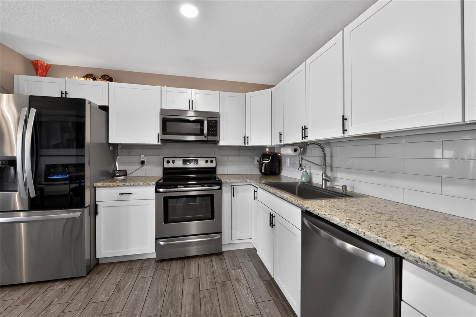 2815 SOUTHERN PKWY W — photo 5