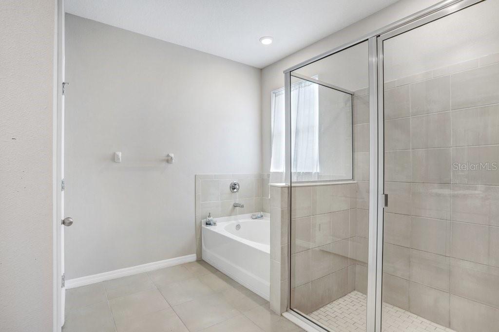 4013 LIVELY CORAL PL — photo 22