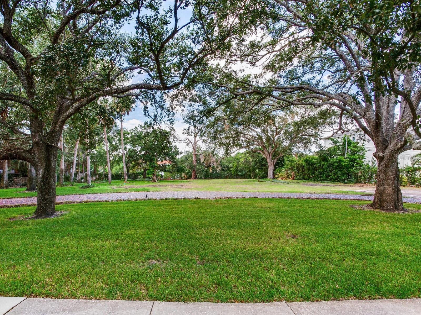 5001 S SHORE CREST CIR — photo 10