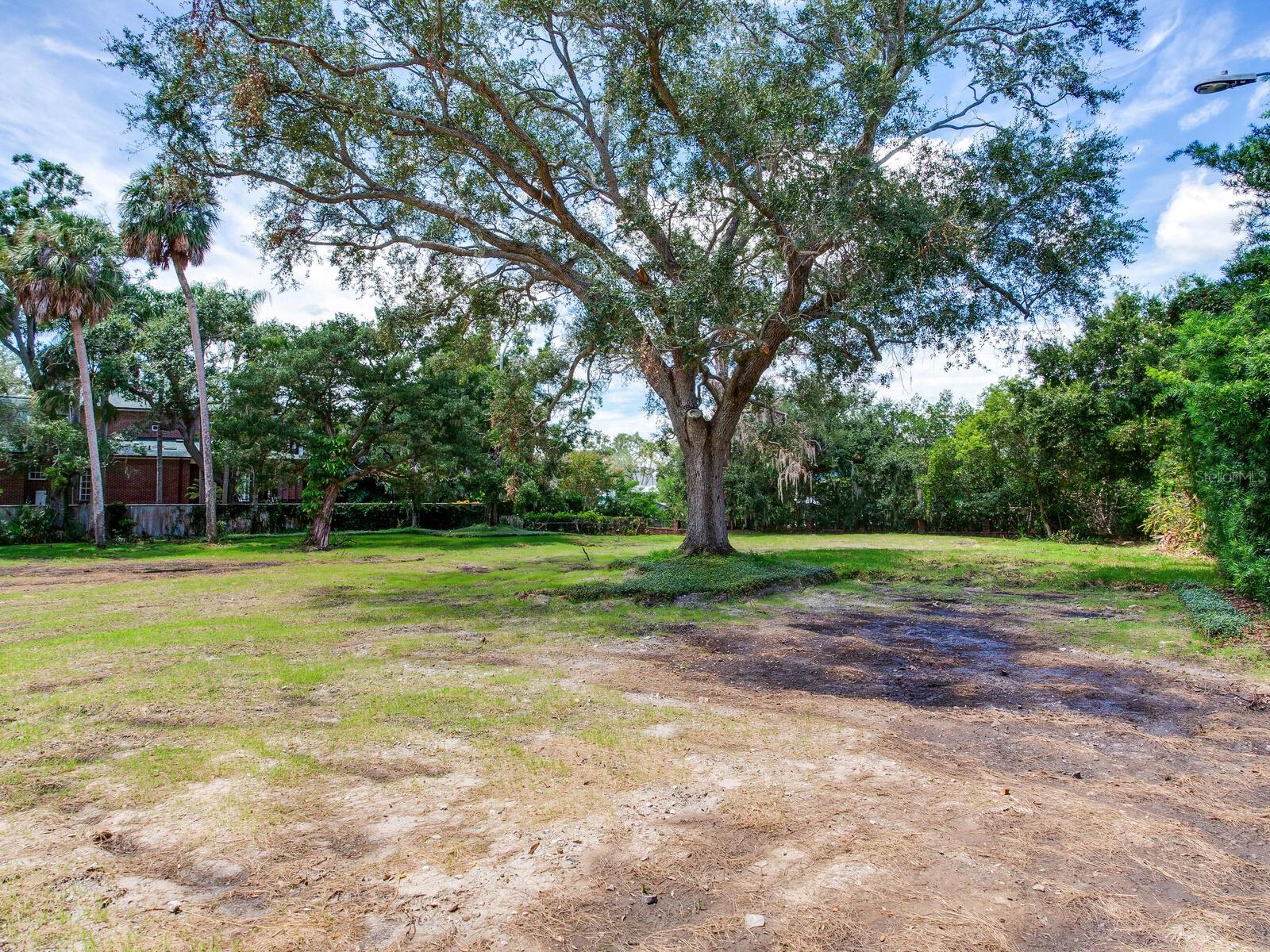 5001 S SHORE CREST CIR — photo 17