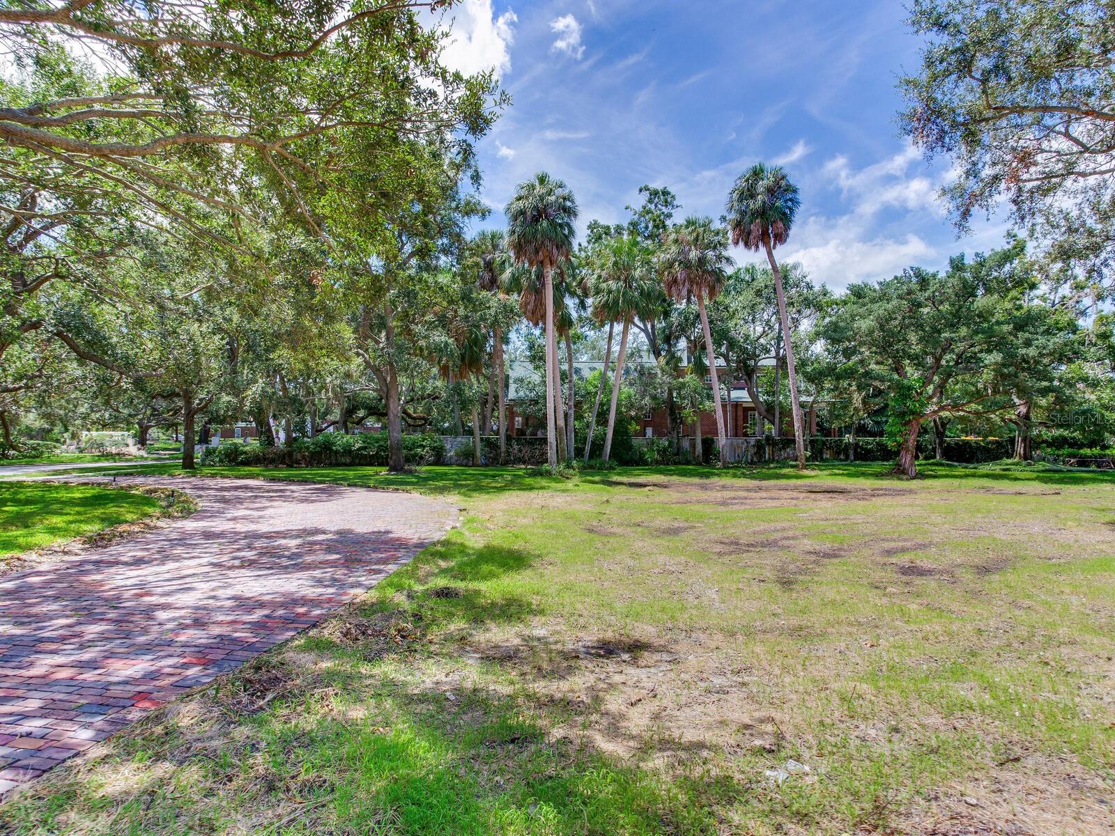 5001 S SHORE CREST CIR — photo 12