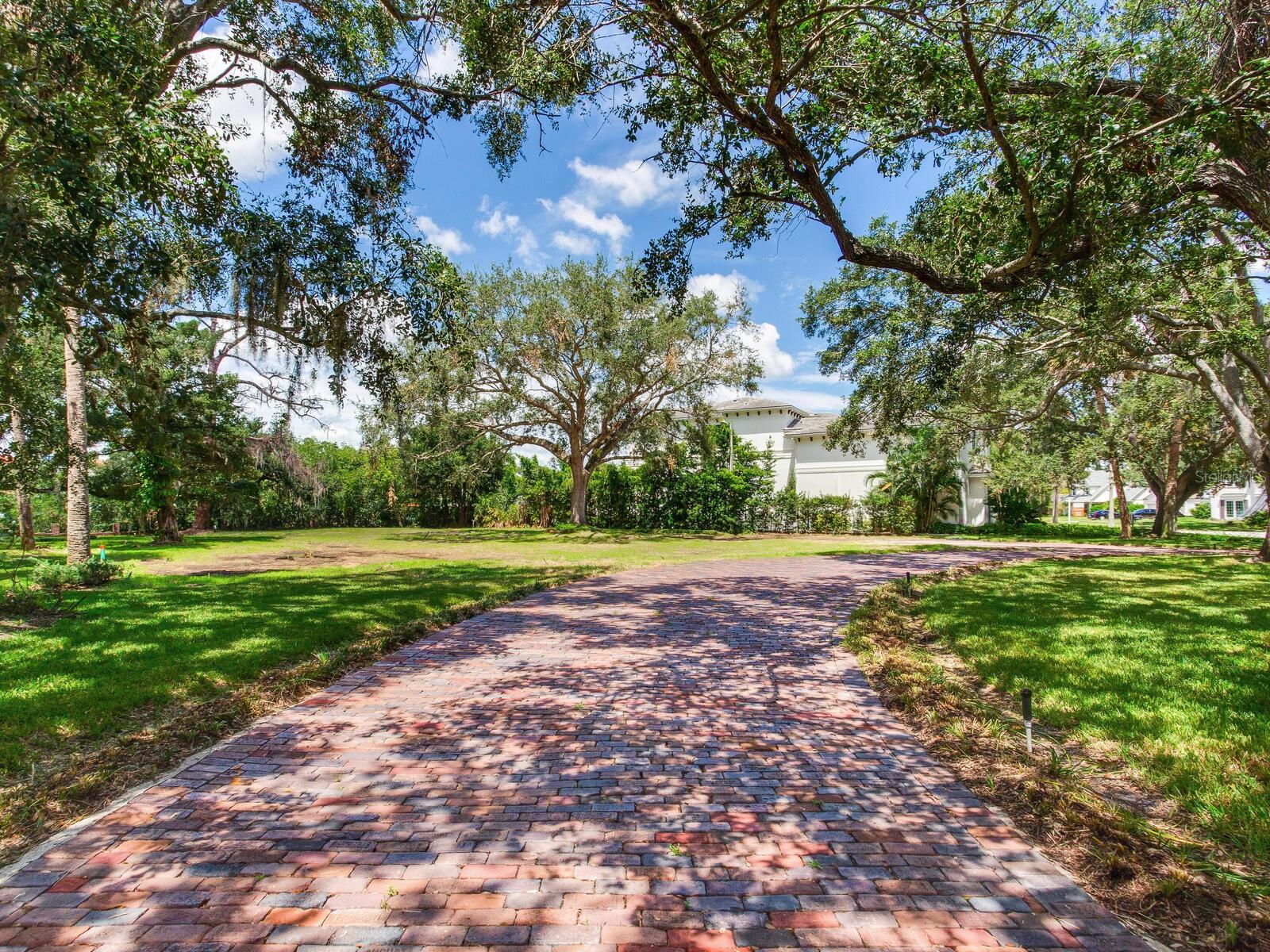 5001 S SHORE CREST CIR — photo 9