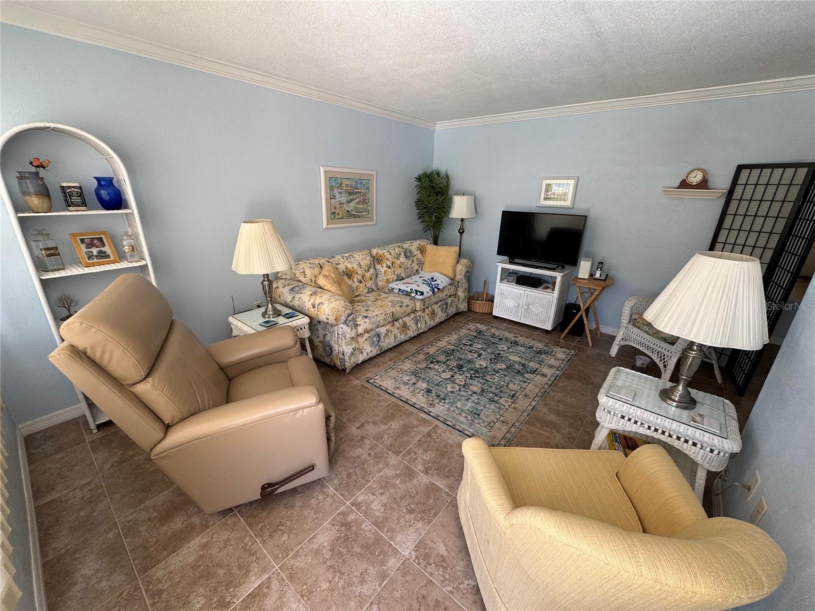 510 GRANADA AVE #105 — photo 4