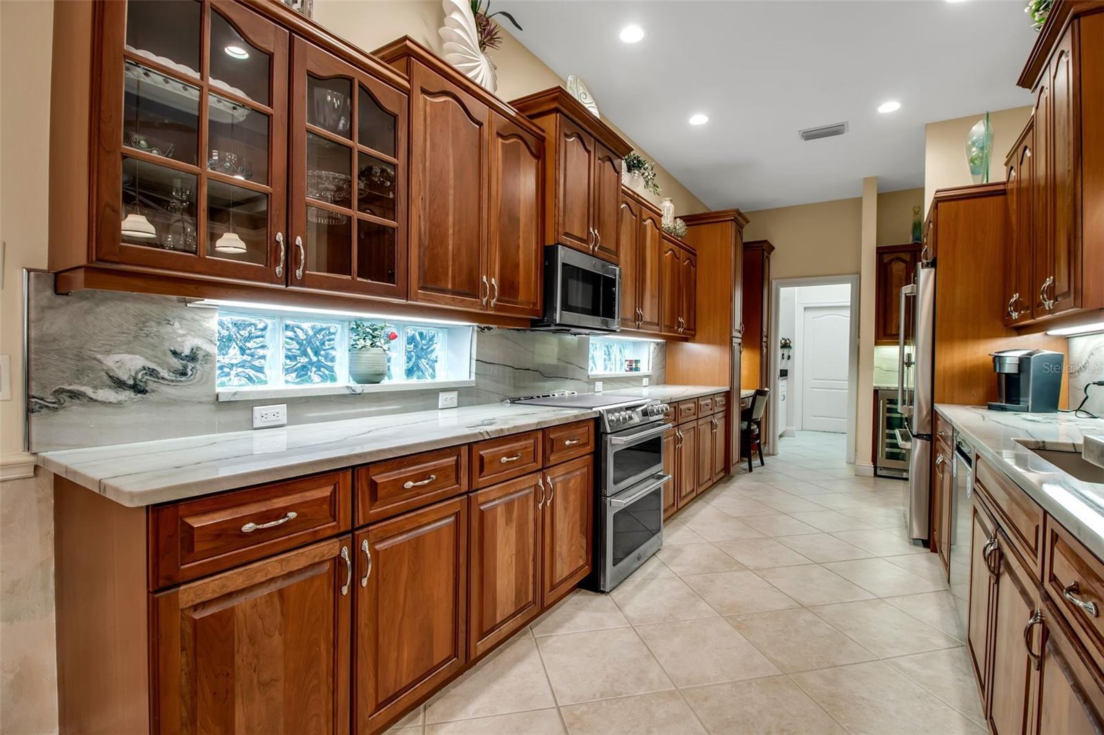21 BAYHEAD LN — photo 21