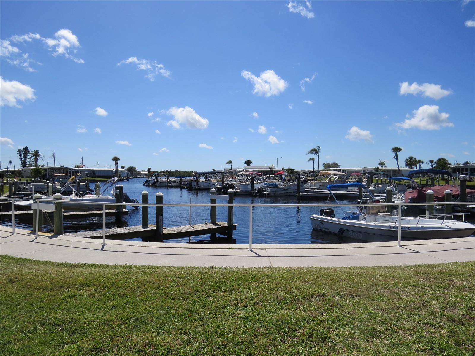 705 BLACKBURN BLVD — photo 32