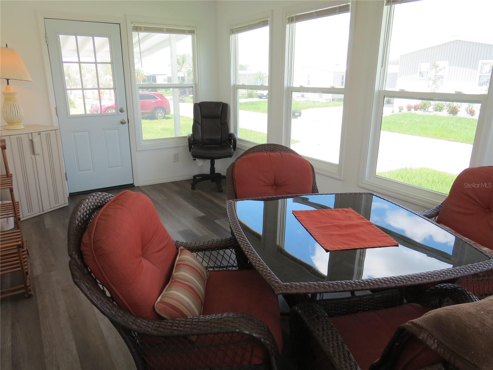 705 BLACKBURN BLVD — photo 25