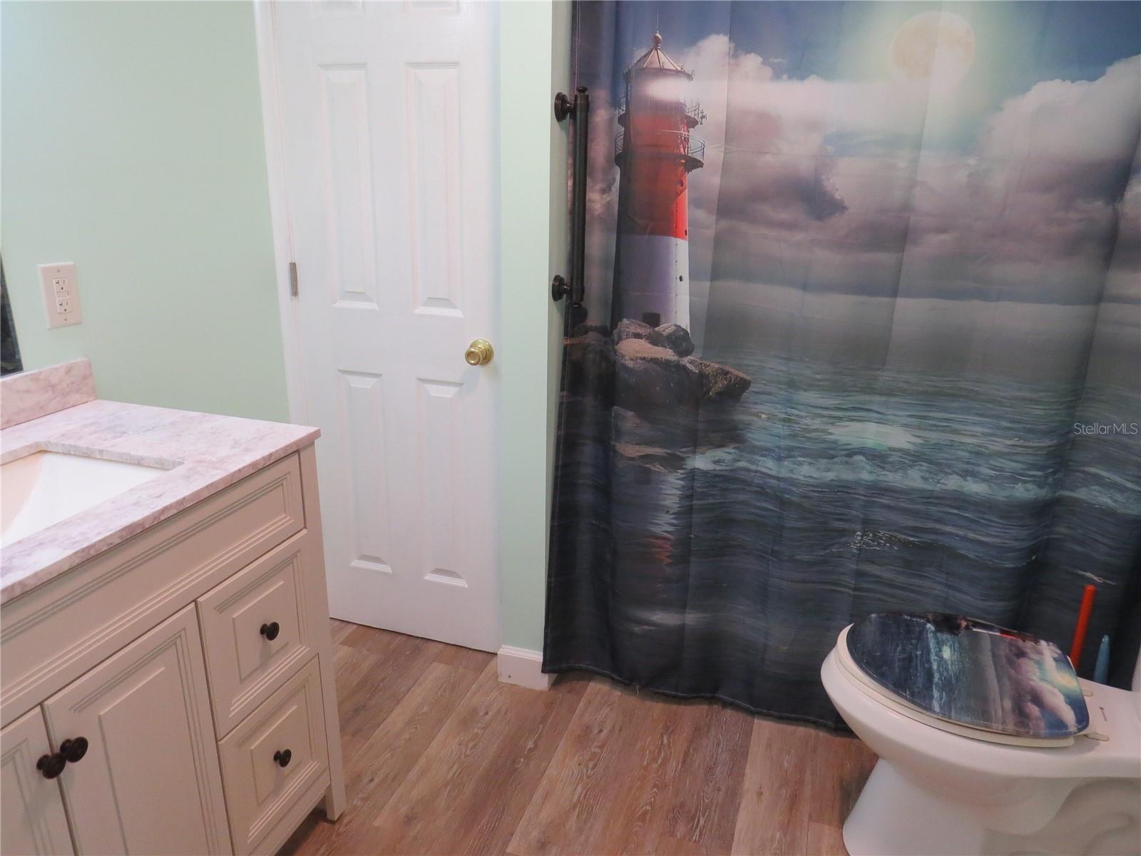 705 BLACKBURN BLVD — photo 4