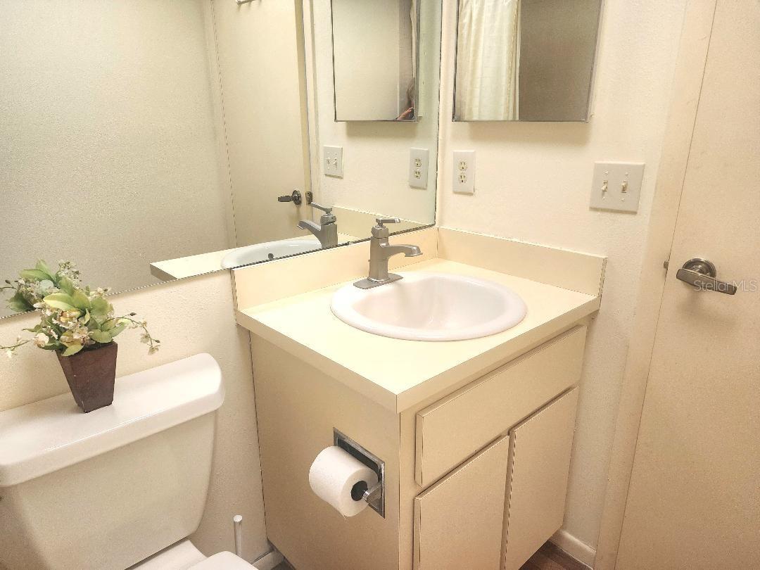 603 BALDWIN AVE #B — photo 12