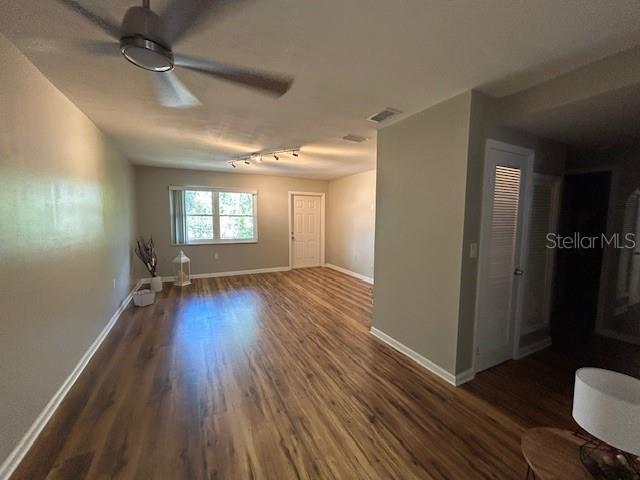6100 21ST ST N #15 — photo 8