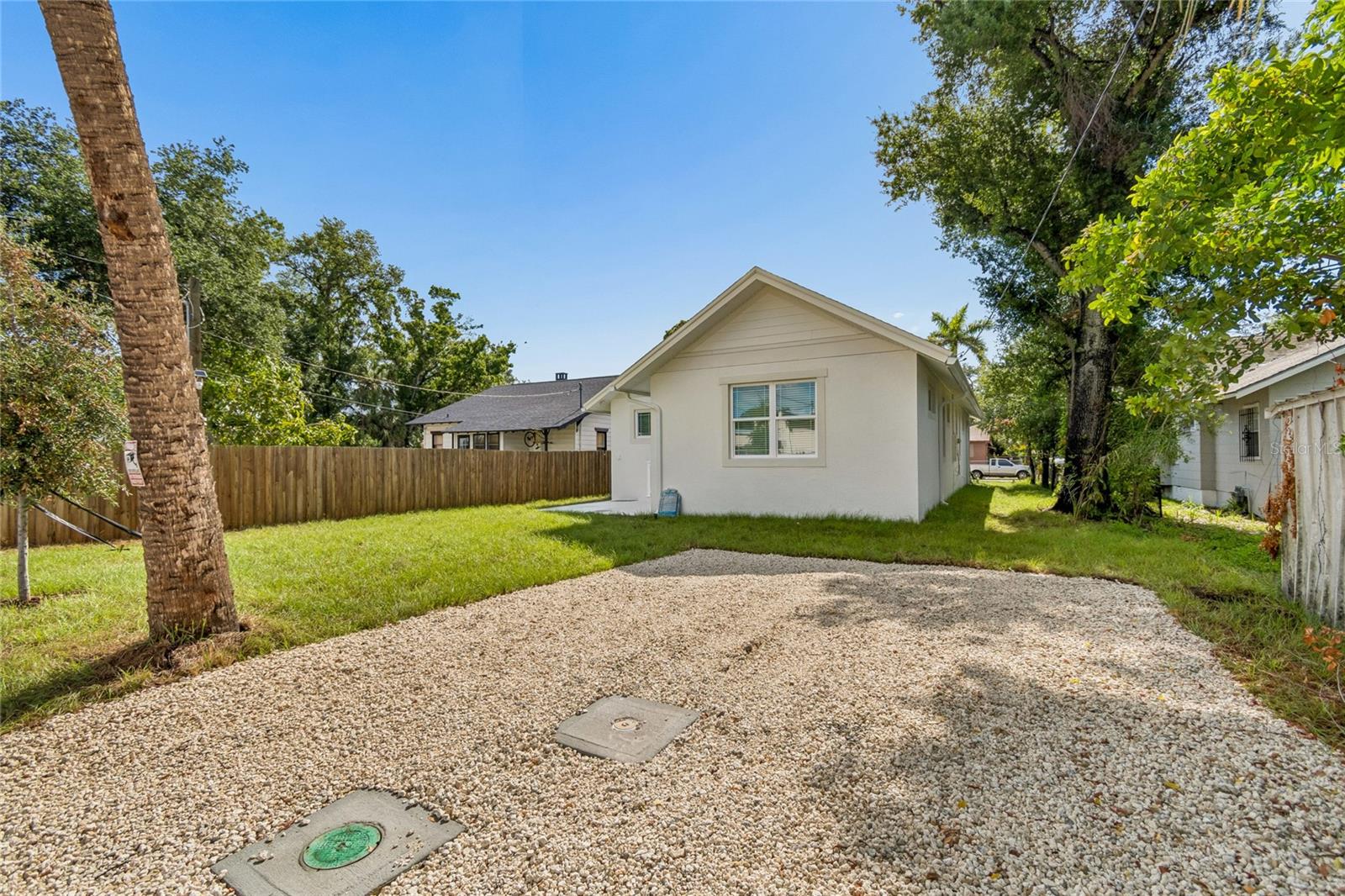 2301 HIGHLAND ST S — photo 33