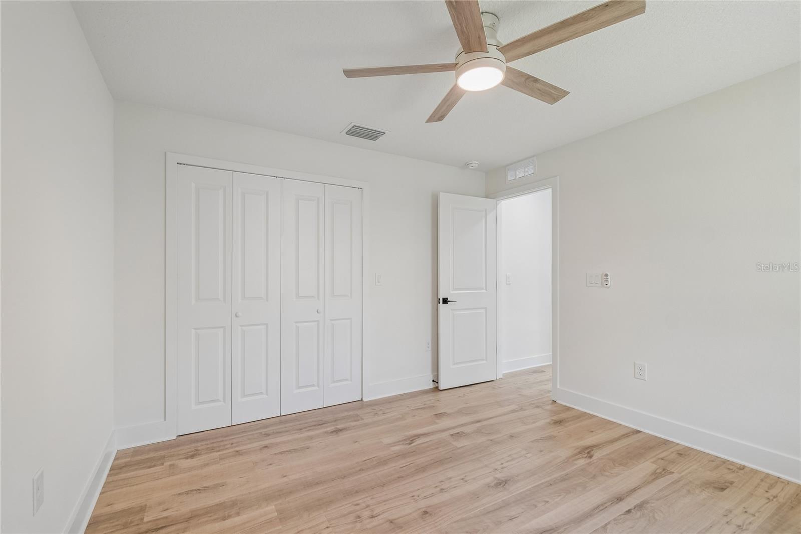 2301 HIGHLAND ST S — photo 26