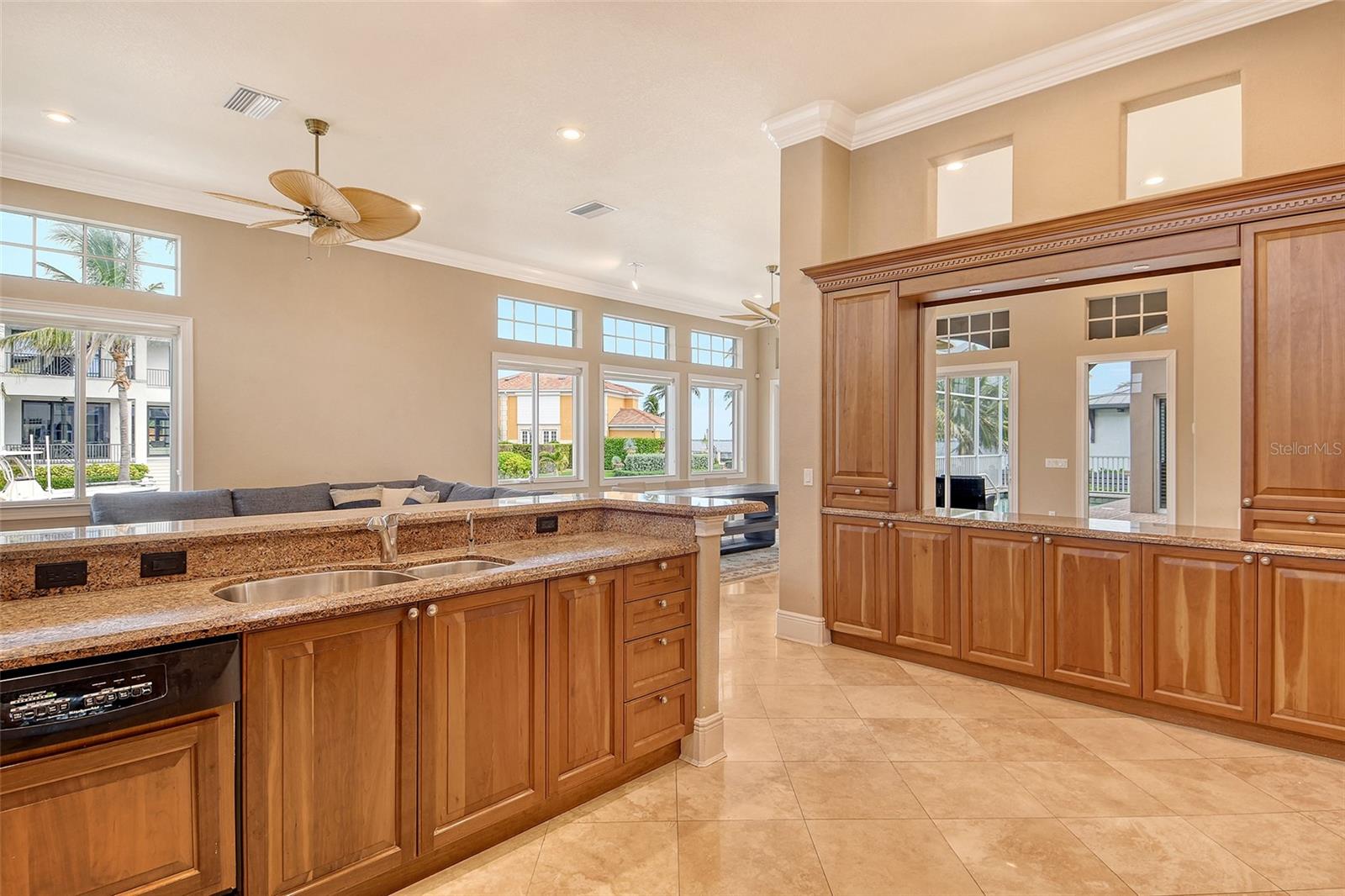 591 PUTTING GREEN LN — photo 24