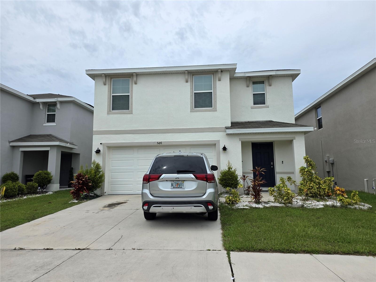 566 SUNLIT CORAL ST — photo 2