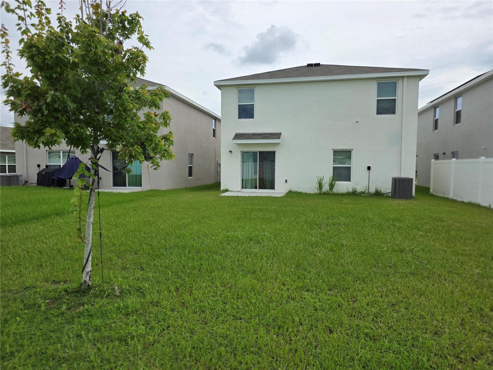 566 SUNLIT CORAL ST — photo 13
