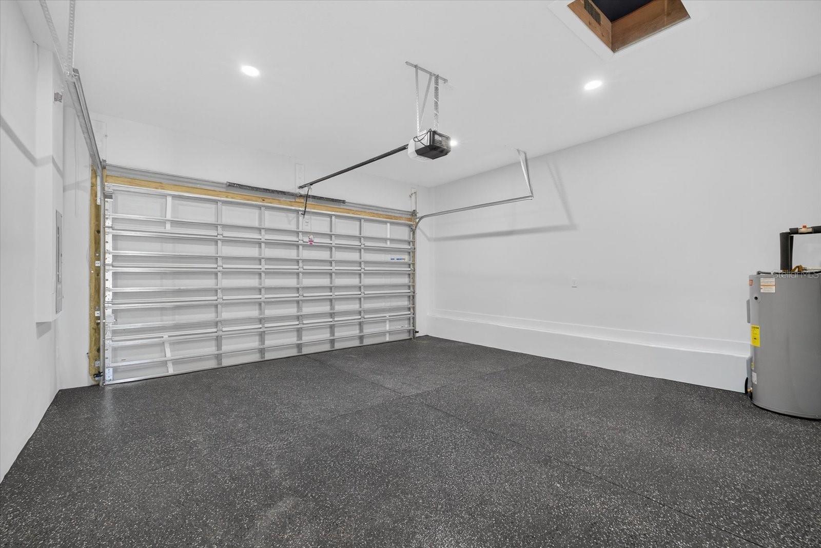 2719 W SAINT JOHN ST — photo 24