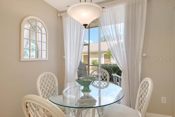 9641 CASTLE POINT DR #1215 — photo 4