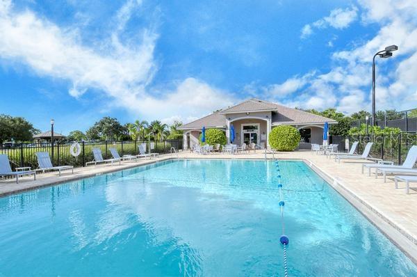 9641 CASTLE POINT DR #1215 — photo 45