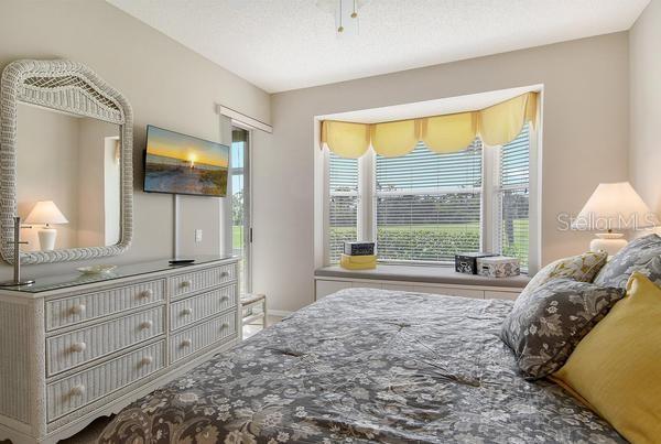 9641 CASTLE POINT DR #1215 — photo 17