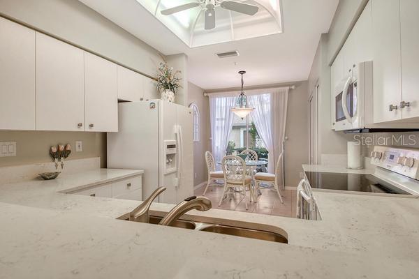 9641 CASTLE POINT DR #1215 — photo 9
