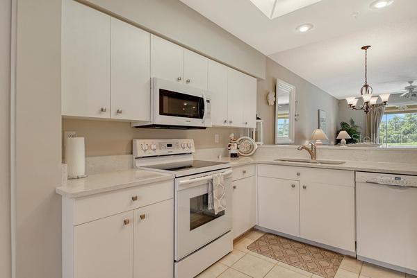 9641 CASTLE POINT DR #1215 — photo 5