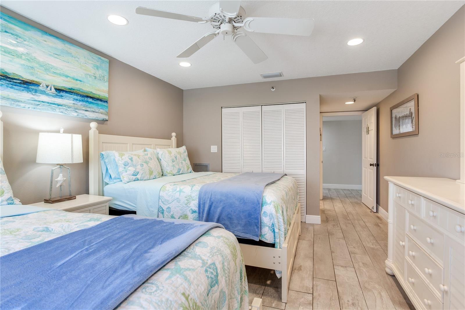 17450 GULF BLVD #206 — photo 47