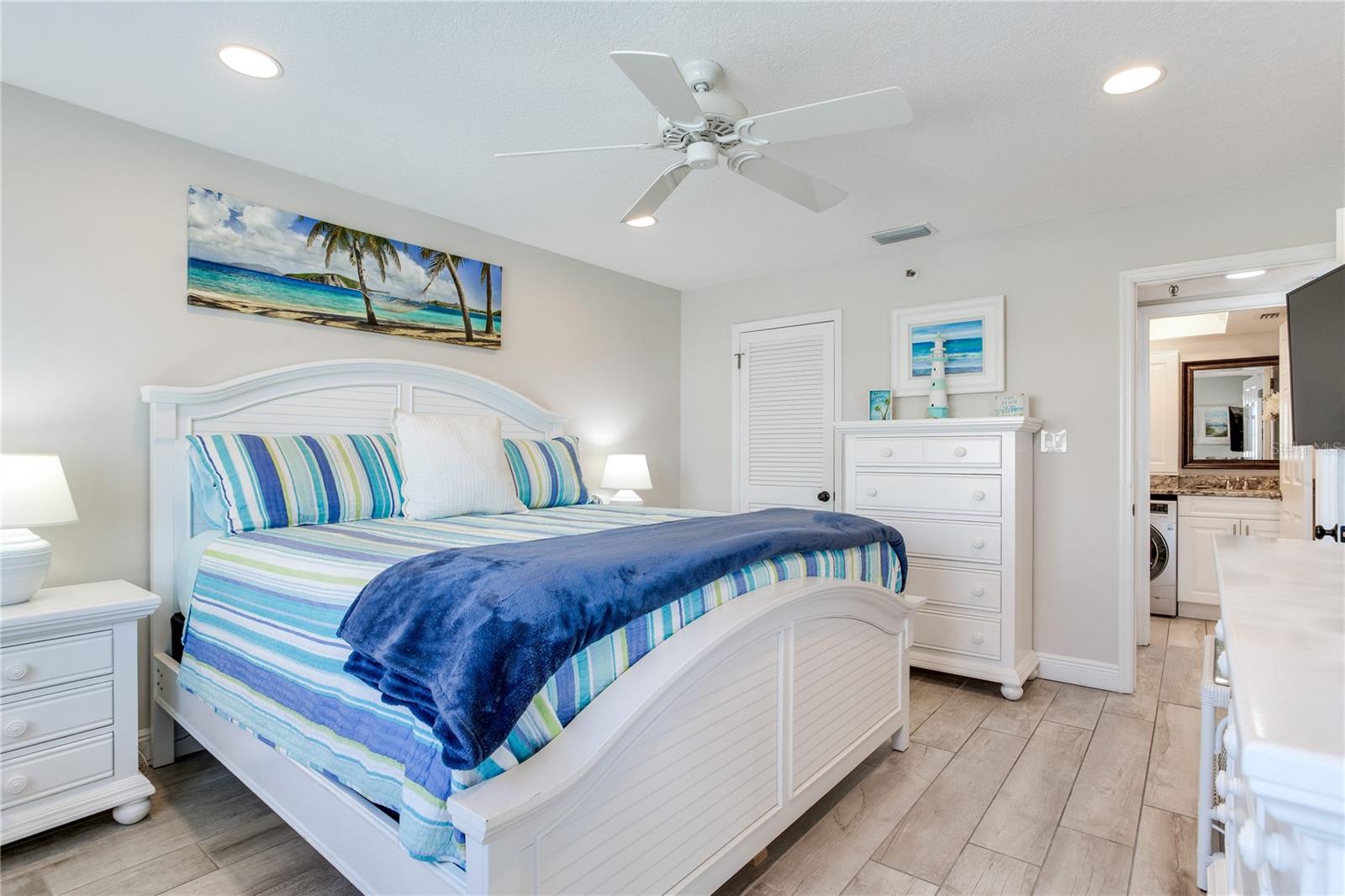 17450 GULF BLVD #206 — photo 33