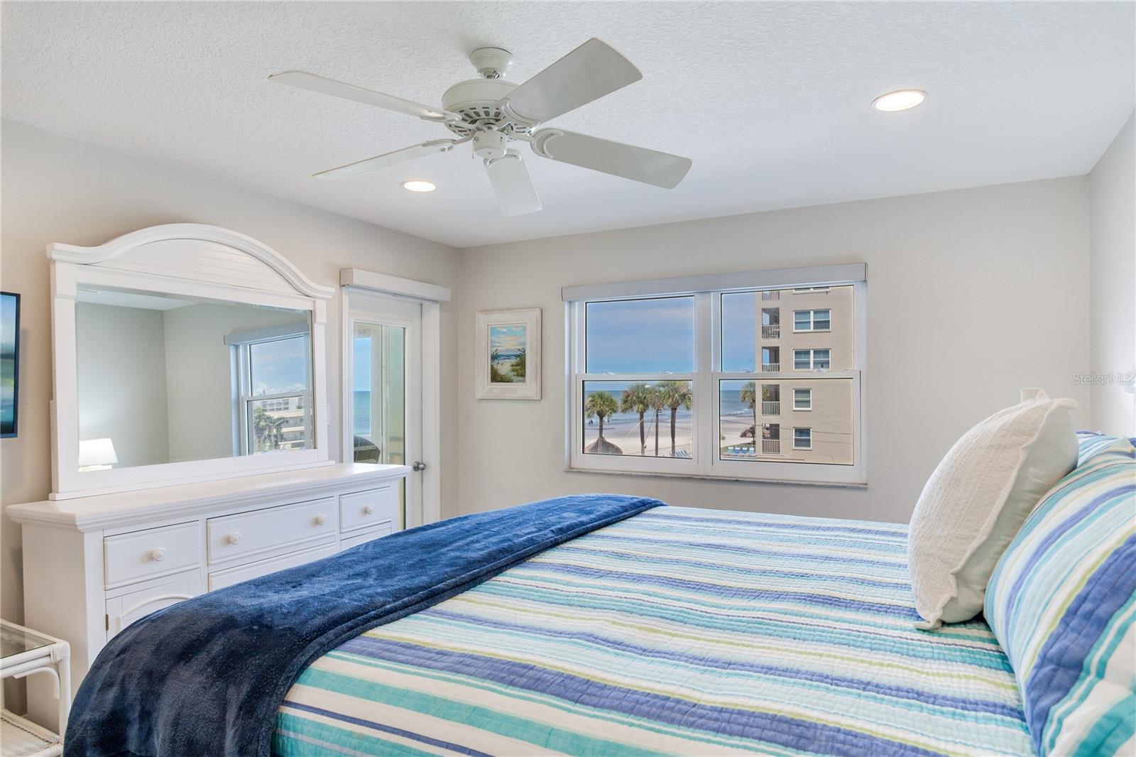 17450 GULF BLVD #206 — photo 36