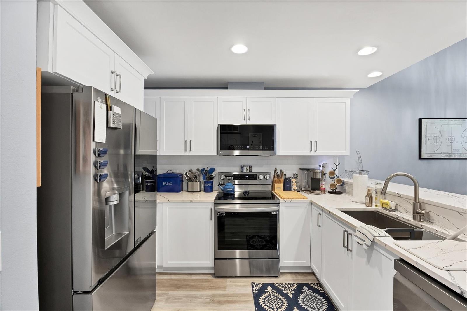 3701 54TH DR W #202 — photo 9
