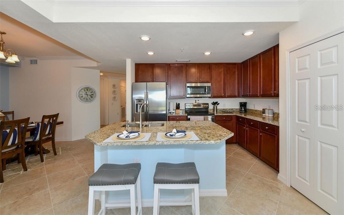 16904 VARDON TERRACE #201 — photo 13