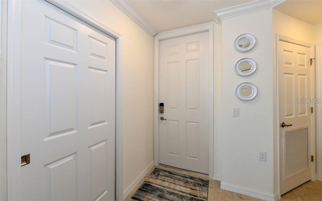 16904 VARDON TERRACE #201 — photo 3