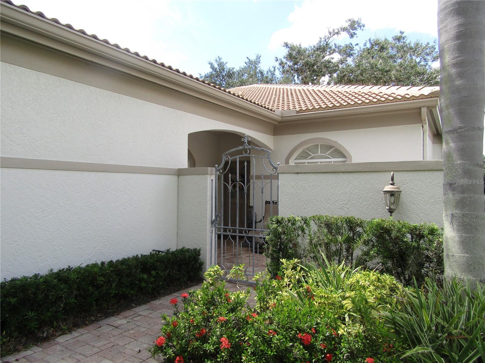 3881 CHATSWORTH GREENE CT #20 — photo 3