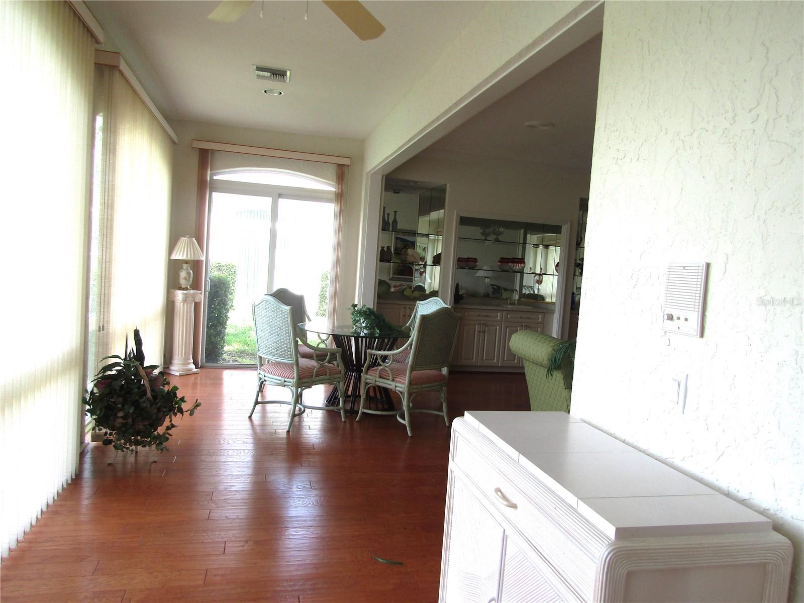 3881 CHATSWORTH GREENE CT #20 — photo 25