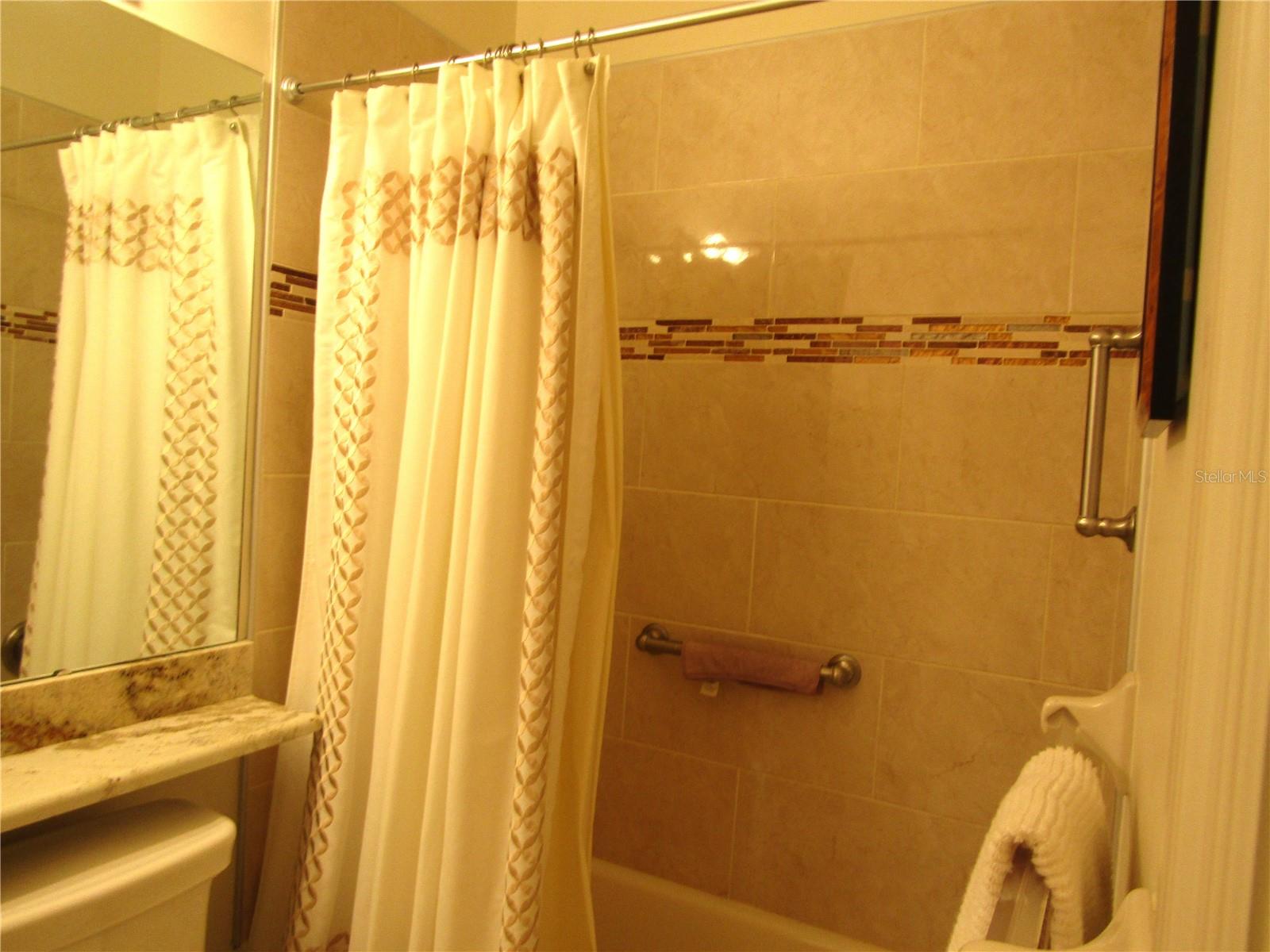 3881 CHATSWORTH GREENE CT #20 — photo 33
