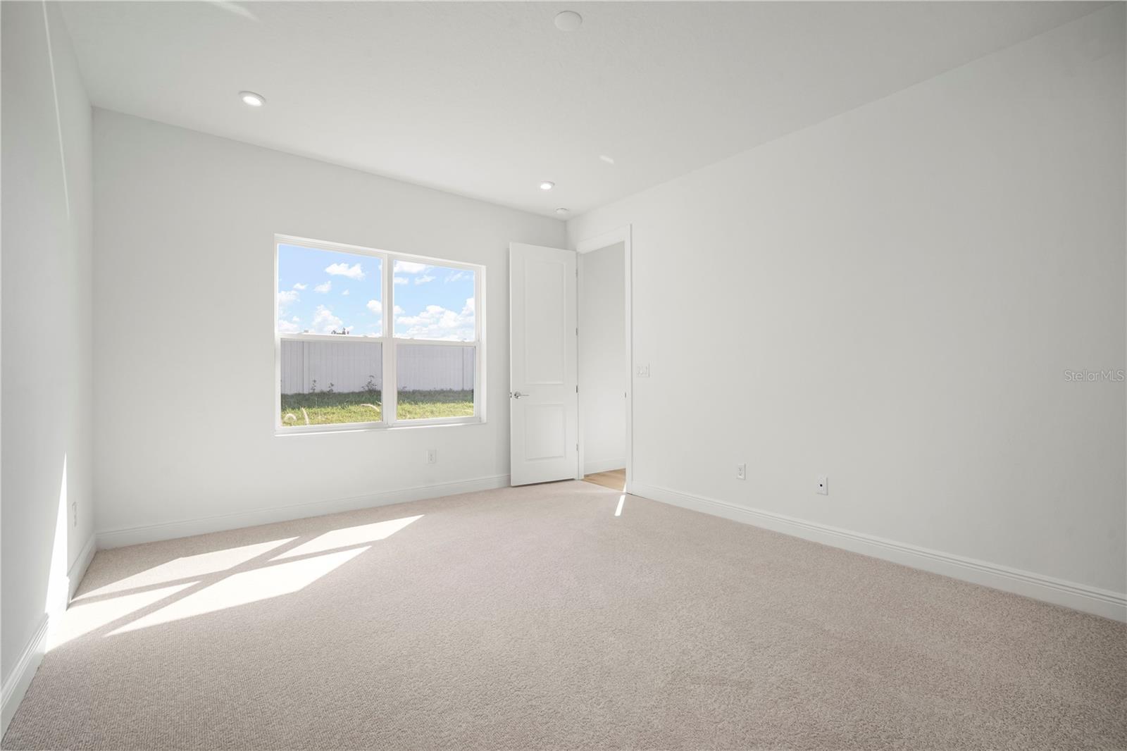 2945 STEWART CREEK CIR — photo 8