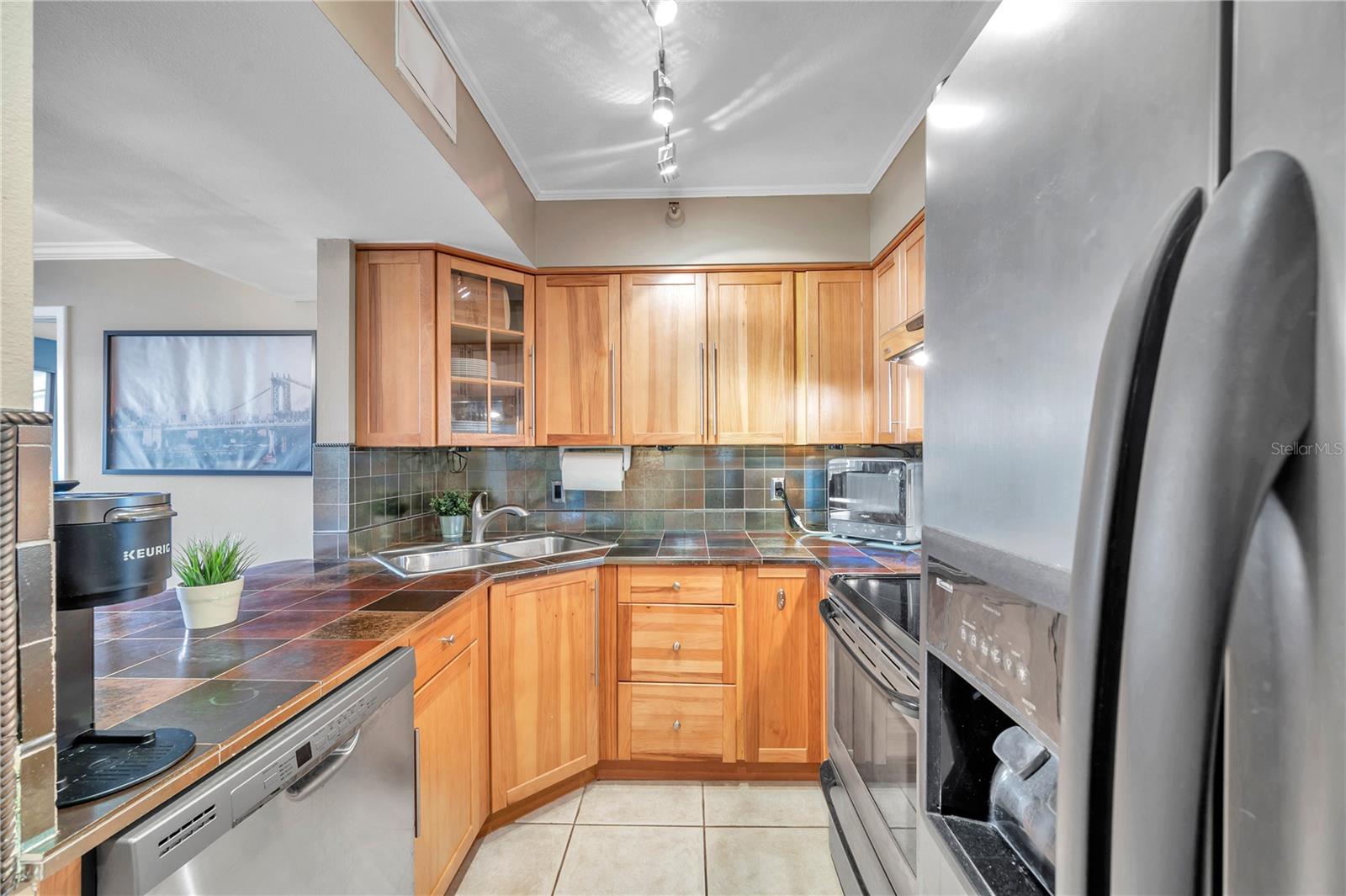 2333 FEATHER SOUND DR #B307 — photo 18