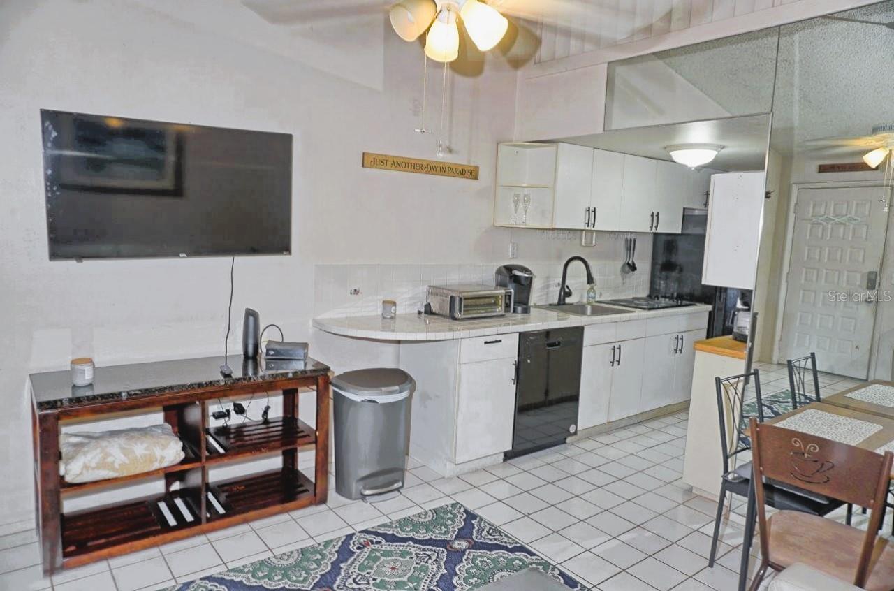 20893 HAULOVER CV #E8 — photo 11
