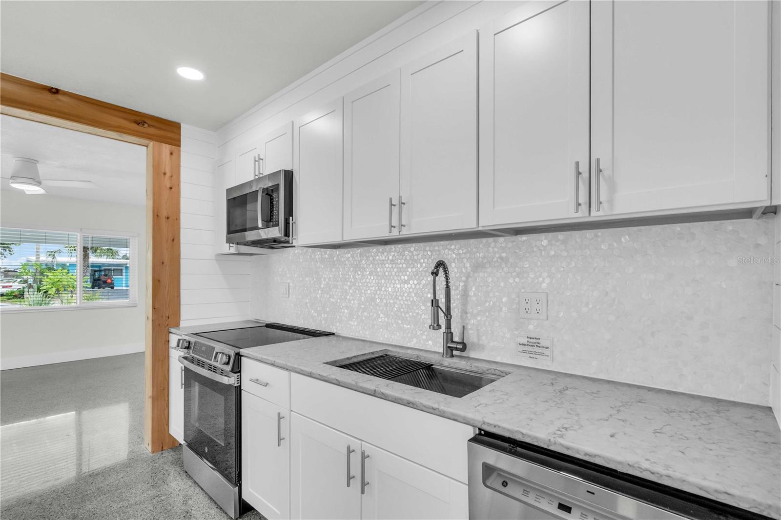 349 BAHIA VISTA DR — photo 12