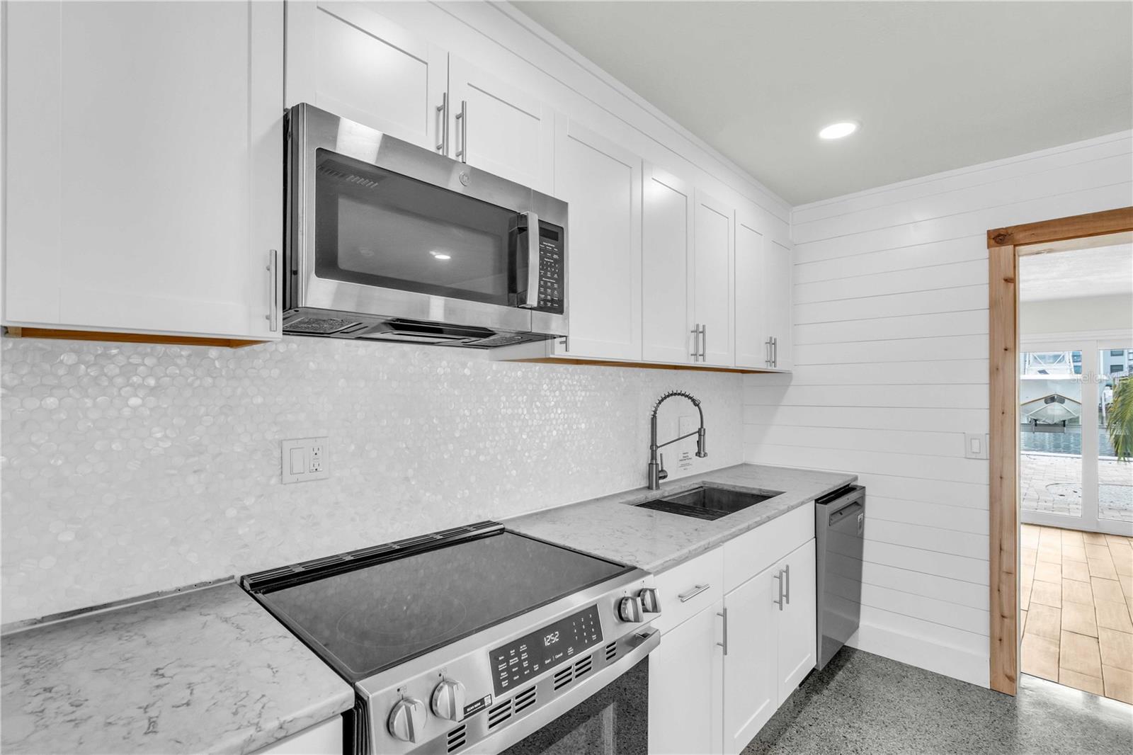 349 BAHIA VISTA DR — photo 13