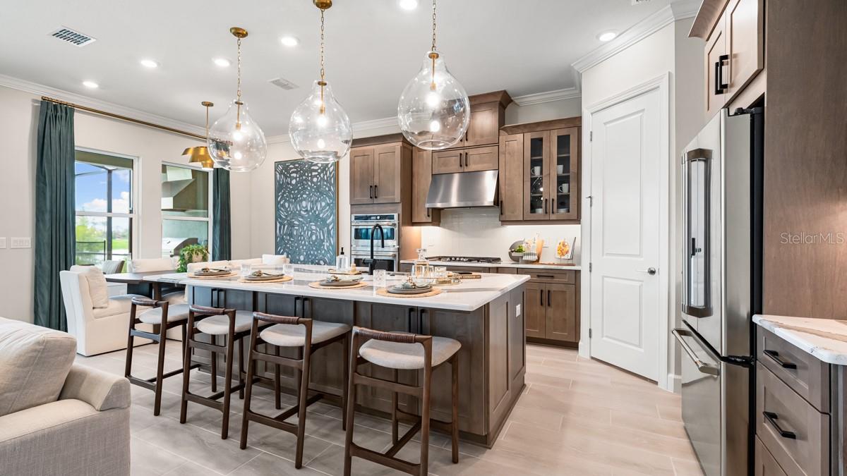 7907 CORAL SEA LN — photo 2