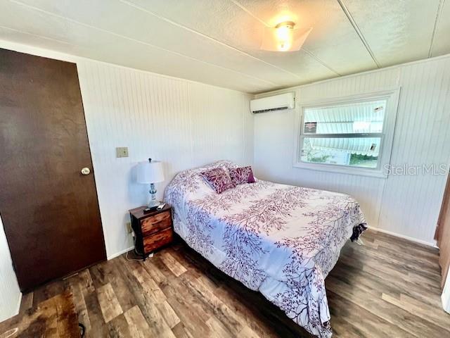 10819 LONDON DR — photo 28