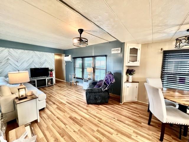 10819 LONDON DR — photo 21