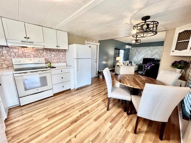 10819 LONDON DR — photo 20