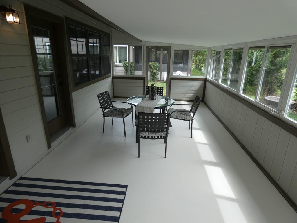 6534 FOXMOOR DR — photo 7