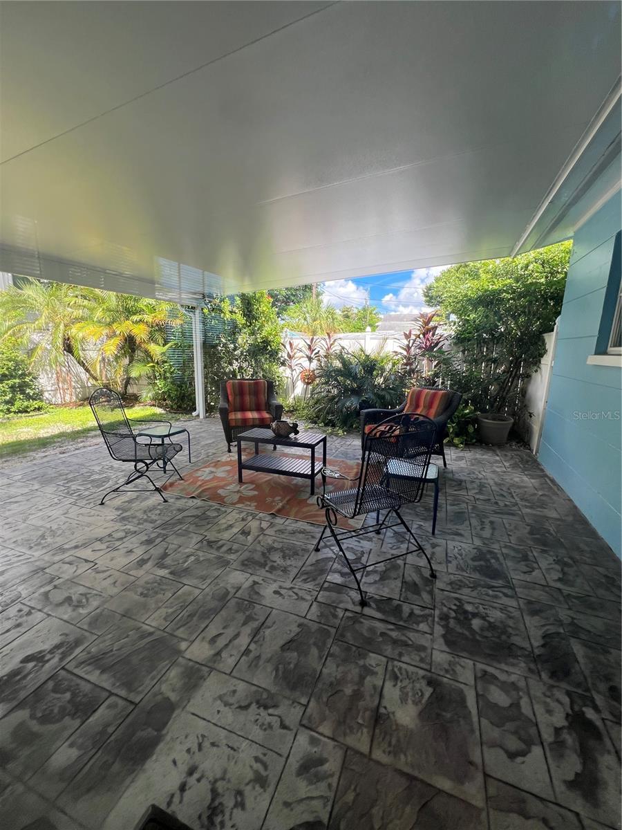 2831 CLINTON ST S — photo 10