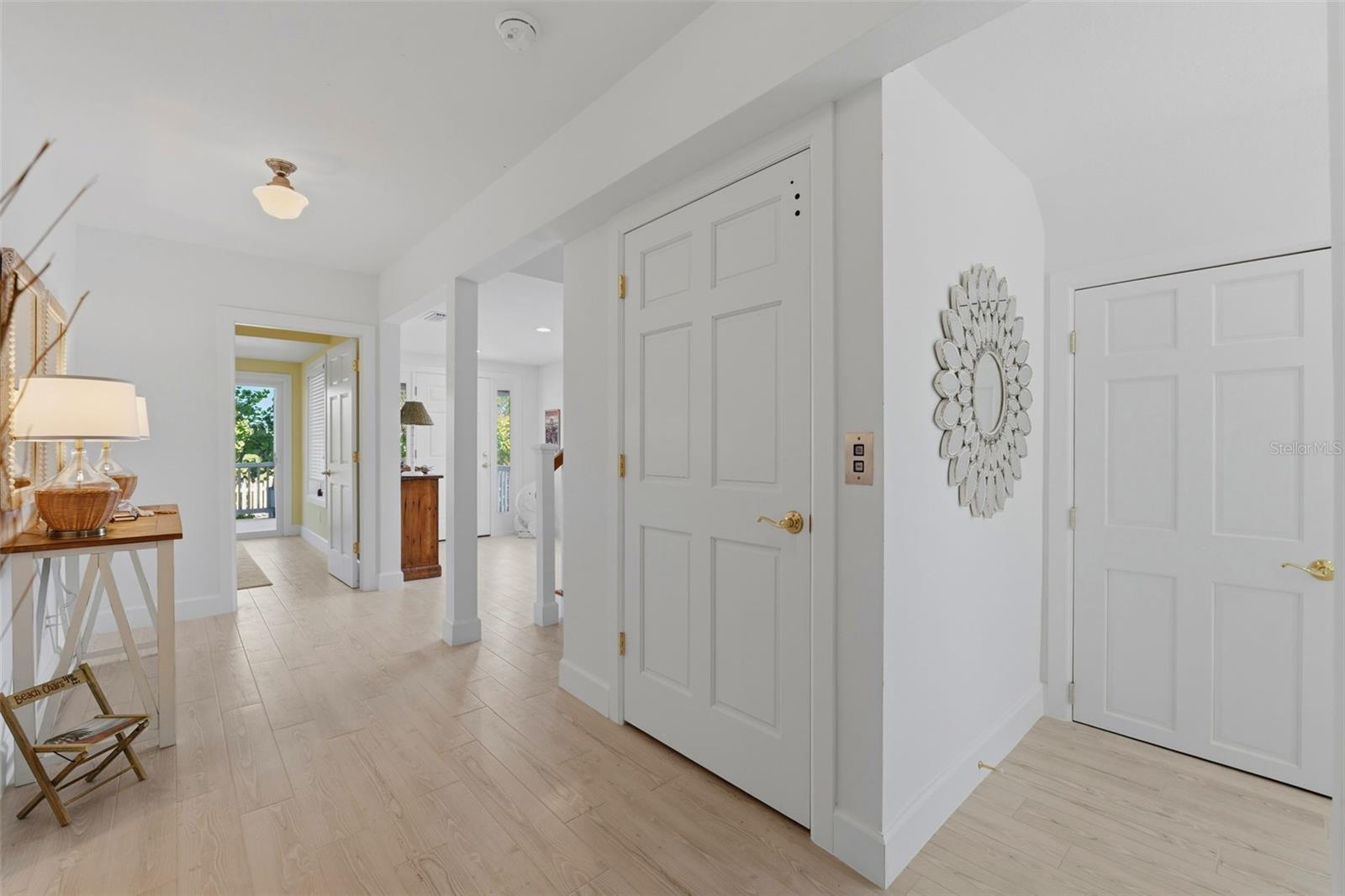 106 2ND AVE — photo 34