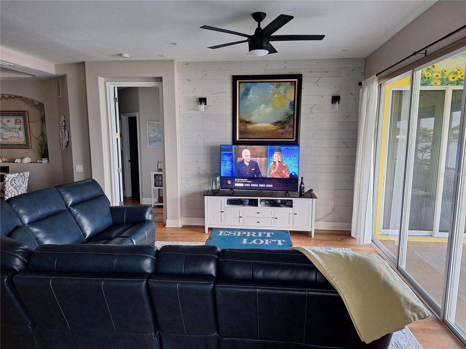 1121 RIVERSCAPE ST — photo 53