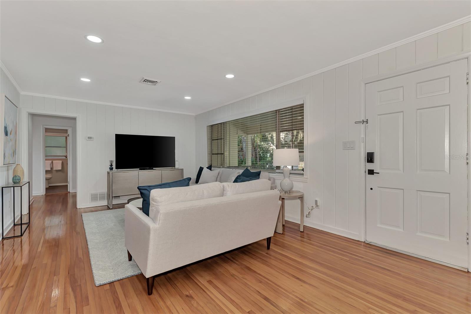 1726 FLOYD ST — photo 6